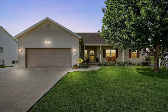 2515 Woodhill Dr SW, Cedar Rapids, IA 52404 - single story home with covered porch, driveway, an attached garage, a yard, and roof with shingles