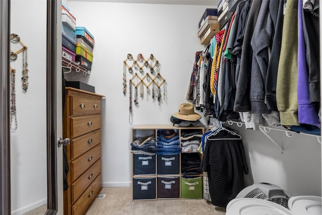 2515 Woodhill Dr SW, Cedar Rapids, IA 52404 - spacious closet with carpet floors