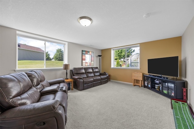 2515 Woodhill Dr SW, Cedar Rapids, IA 52404 - living room featuring carpet flooring and baseboards