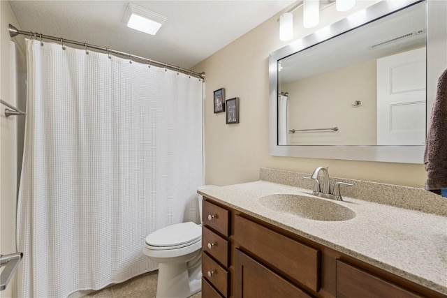 2021 Andrew Charles Dr NW, Cedar Rapids, IA 52405 - full bath with vanity and tile patterned flooring