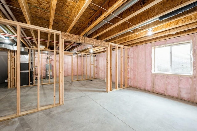6188 Cope Dr, Marion, IA 52302 - below grade area with water heater