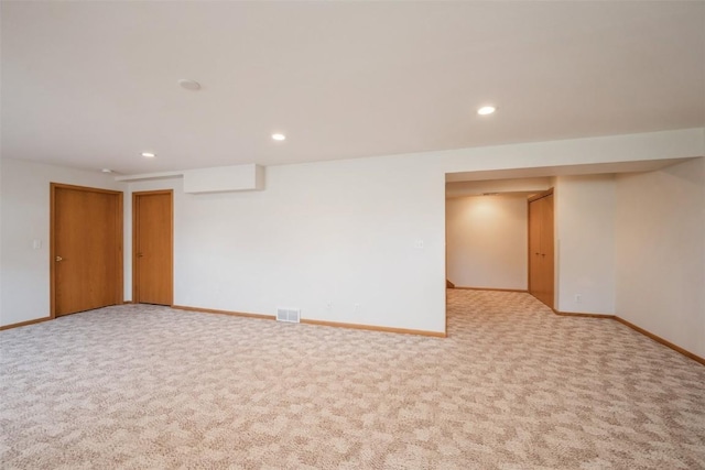 1641 Greens Way Ct, Cedar Rapids, IA 52402 - unfurnished room featuring carpet and recessed lighting