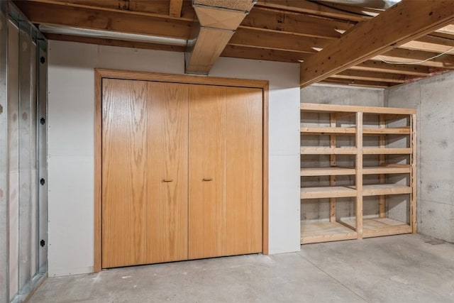 1641 Greens Way Ct, Cedar Rapids, IA 52402 - view of basement