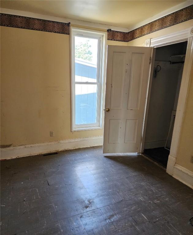 142 14th Ave SW, Cedar Rapids, IA 52404 - photo 5