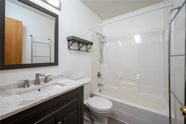 6514 Fox Run Dr SW, Cedar Rapids, IA 52404 - full bath featuring vanity and shower / washtub combination
