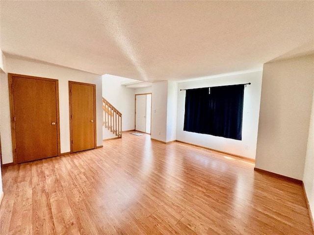 6514 Fox Run Dr SW, Cedar Rapids, IA 52404 - photo 2