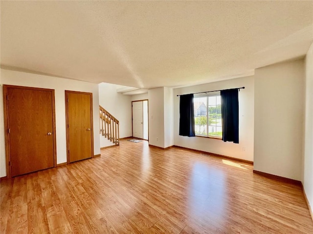 6514 Fox Run Dr SW, Cedar Rapids, IA 52404 - photo 3
