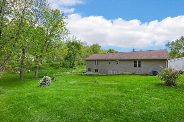 114 Therese Ave, Anamosa, IA 52205 - view of green lawn