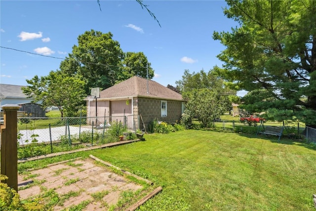 1207 E 4th St, Vinton, IA 52349 - view of yard