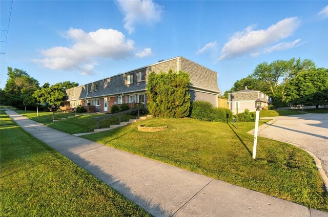 433 Peterson St, Iowa City, IA 52245 - photo 2