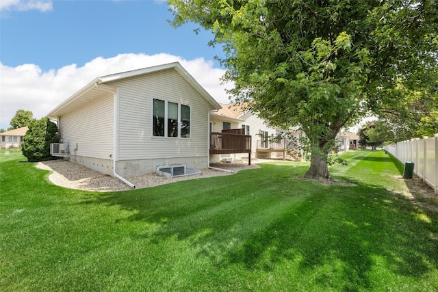 819 Winterberry Pl NE, Cedar Rapids, IA 52402 - rear view of house with a deck