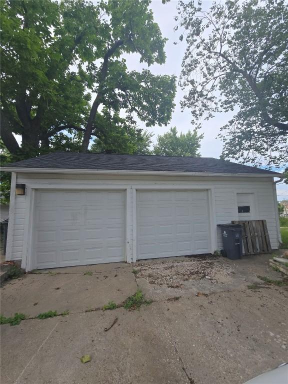 2225 J St SW, Cedar Rapids, IA 52404 - photo 8