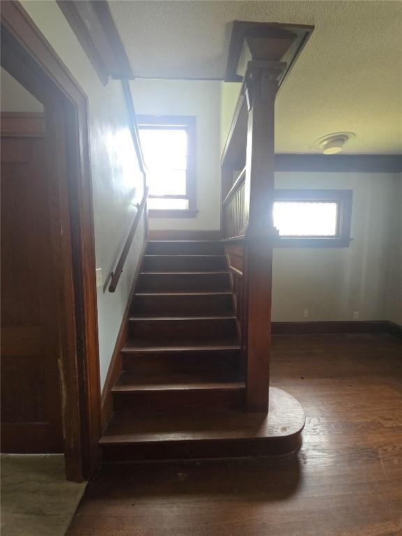 2225 J St SW, Cedar Rapids, IA 52404 - photo 19