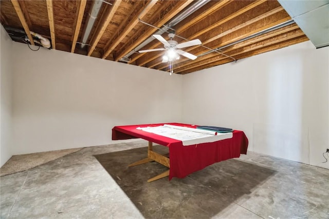 4118 Paradise Ct NW, Cedar Rapids, IA 52405 - game room featuring concrete floors
