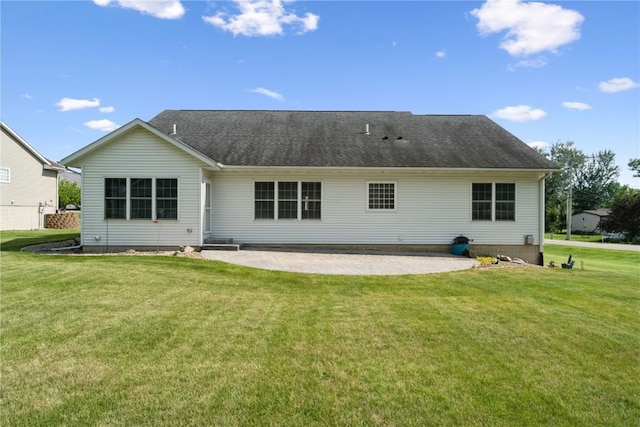 4118 Paradise Ct NW, Cedar Rapids, IA 52405 - back of house with a yard and a patio area
