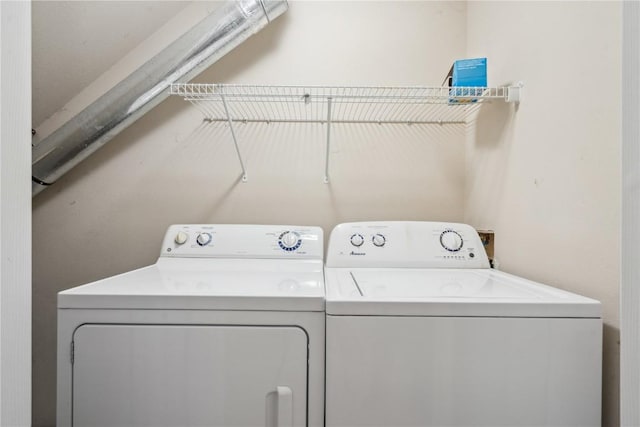 1810 Goose Lake Cir, North Liberty, IA 52317 - laundry room with washing machine and clothes dryer
