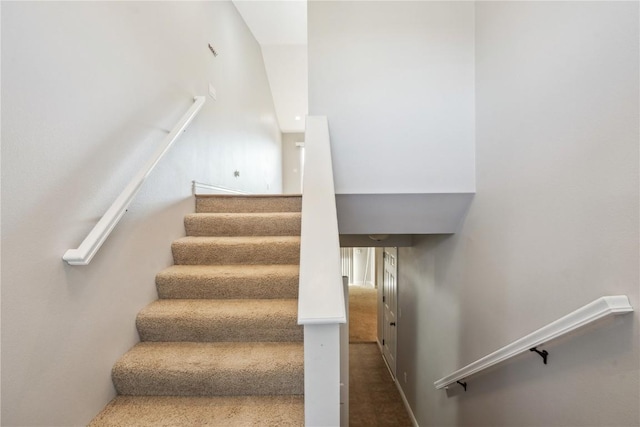 1810 Goose Lake Cir, North Liberty, IA 52317 - view of stairs