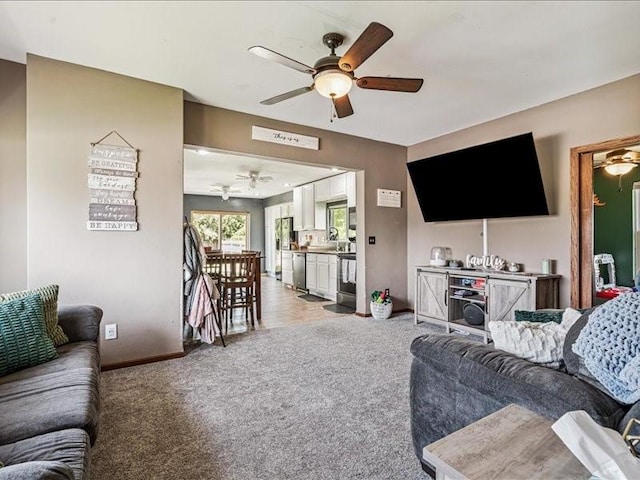 1002 5th St NW, Cedar Rapids, IA 52405 - photo 5