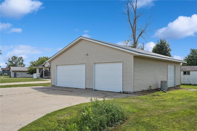 405 Linn Dr, Palo, IA 52324 - view of detached garage