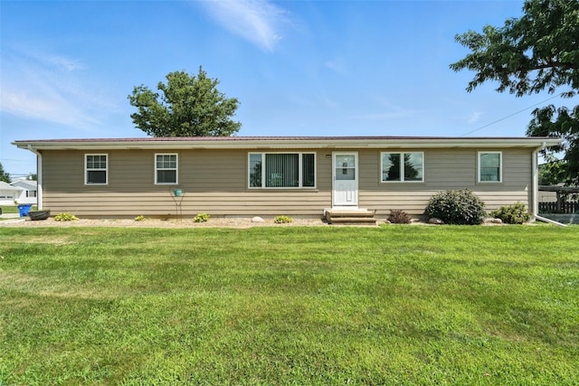 2225 26th St SW, Cedar Rapids, IA 52404 - photo 1
