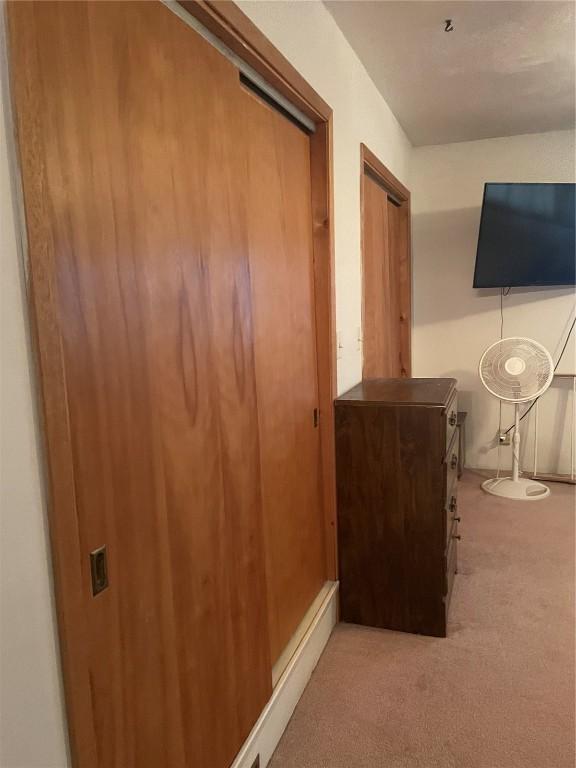 711 E Des Moines St, Brooklyn, IA 52211 - photo 9