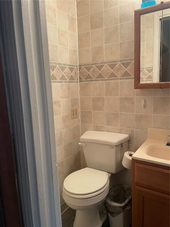 711 E Des Moines St, Brooklyn, IA 52211 - photo 13