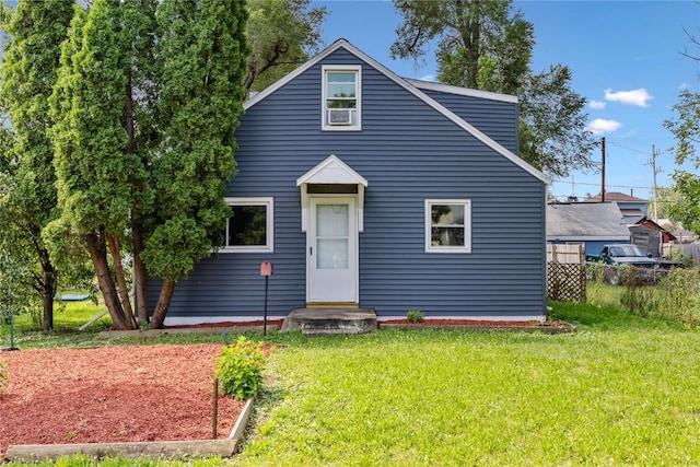 1137 15th Ave, Cedar Rapids, IA 52404 - photo 1