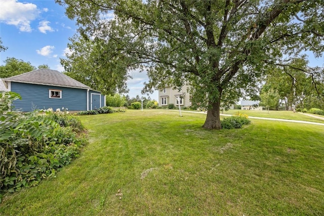 103 10th Ave SW, Mount Vernon, IA 52314 - view of grassy yard