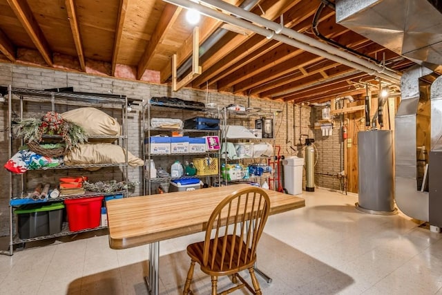 1595 17th Ave, Marion, IA 52302 - unfinished below grade area featuring gas water heater and a water softener