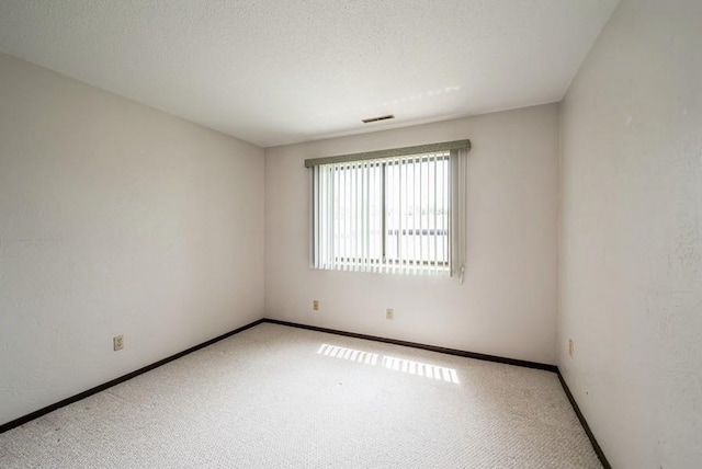 809 Kerry Ln SE Unit 66, Cedar Rapids, IA 52403 - empty room featuring carpet flooring and baseboards