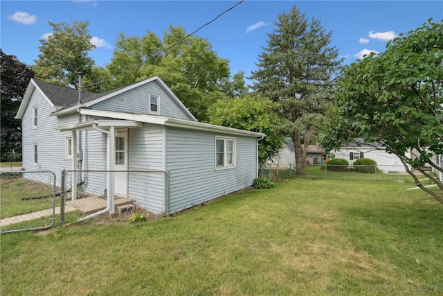 100 W Short St, Solon, IA 52333 - view of home's exterior