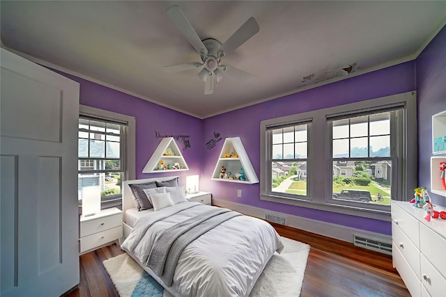 383 21st St SE, Cedar Rapids, IA 52403 - bedroom featuring wood finished floors and ceiling fan