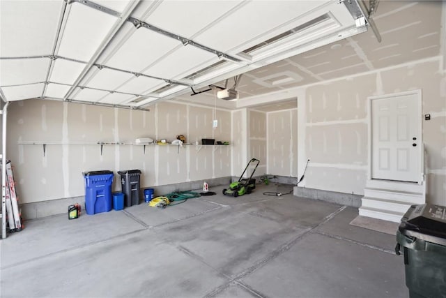2903 Belle St SW, Cedar Rapids, IA 52404 - garage featuring a garage door opener