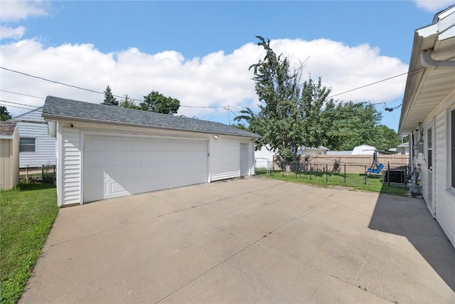1140 31st St, Cedar Rapids, IA 52402 - view of detached garage