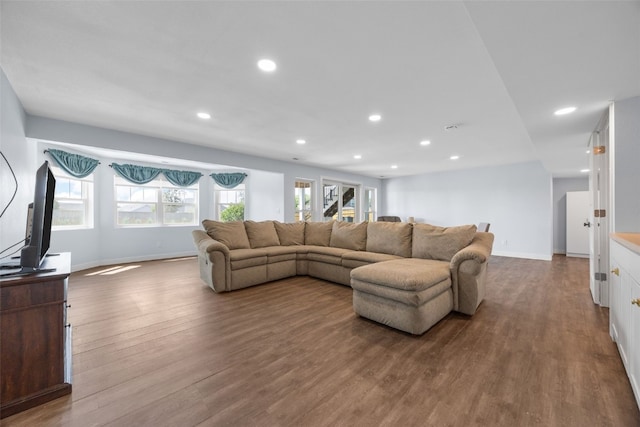 605 Alexis Ln, Marion, IA 52302 - living room featuring wood finished floors and recessed lighting