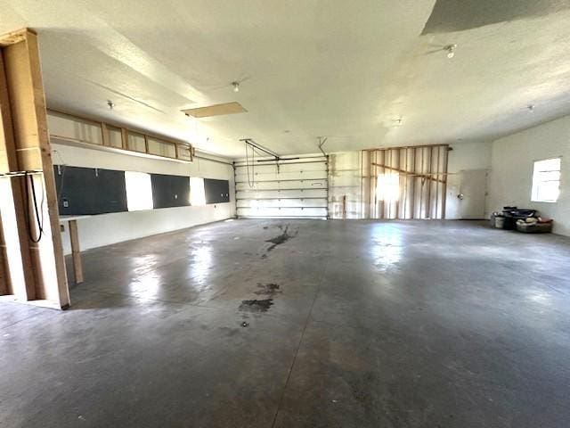 832 E Main St, Central City, IA 52214 - view of garage