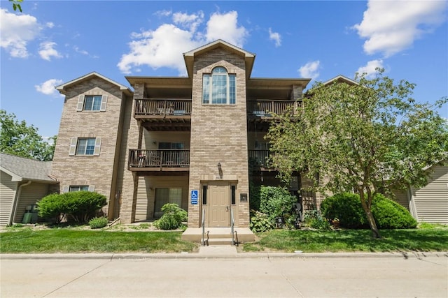 3028 Center Point Rd NE Unit 201, Cedar Rapids, IA 52402 - view of property