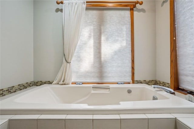 5524 Cimarron Ct, Marion, IA 52302 - bathroom featuring a garden tub