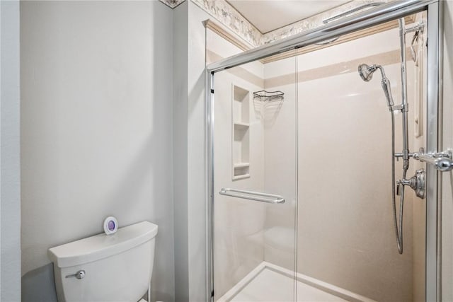 5524 Cimarron Ct, Marion, IA 52302 - bathroom with toilet and a shower stall
