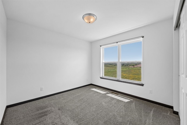 1921 Bowstring Dr, Marion, IA 52302 - unfurnished room featuring carpet