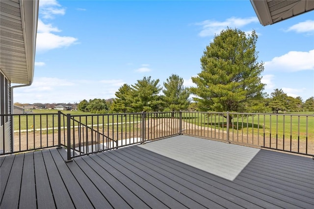 468 Chamber Dr, Anamosa, IA 52205 - view of deck