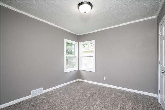 446 19th NW, Cedar Rapids, IA 52405 - carpeted spare room featuring ornamental molding and a textured ceiling