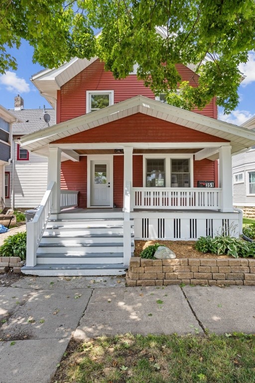 351 19th St SE, Cedar Rapids, IA 52403 - view of front of property with covered porch