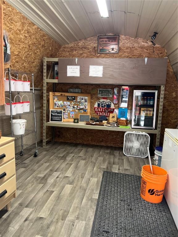 101 Canyon Rd, Montezuma, IA 50171 - reception area with vaulted ceiling