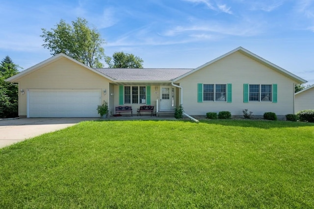 1827 Hamer Dr NW, Cedar Rapids, IA 52405 - single story home featuring an attached garage, a front yard, concrete driveway, and a porch
