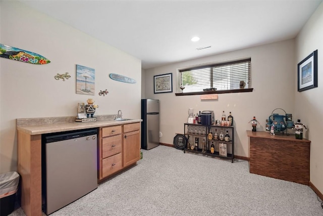 2012 Radcliffe Dr SW, Cedar Rapids, IA 52404 - office space with light colored carpet and bar