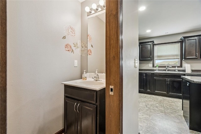 2908 Riviera St SW Unit B, Cedar Rapids, IA 52404 - full bath featuring vanity