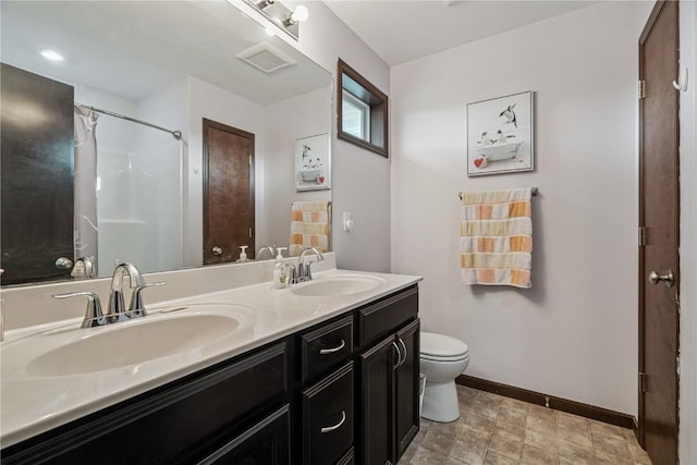 2908 Riviera St SW Unit B, Cedar Rapids, IA 52404 - full bathroom featuring double vanity and a shower