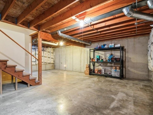 935 74th St NE Unit 5, Cedar Rapids, IA 52402 - unfinished below grade area with stairs