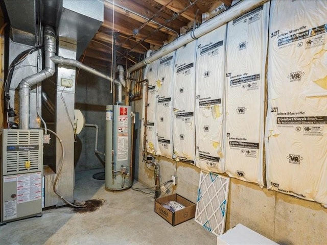 935 74th St NE Unit 5, Cedar Rapids, IA 52402 - utilities with water heater and heating unit